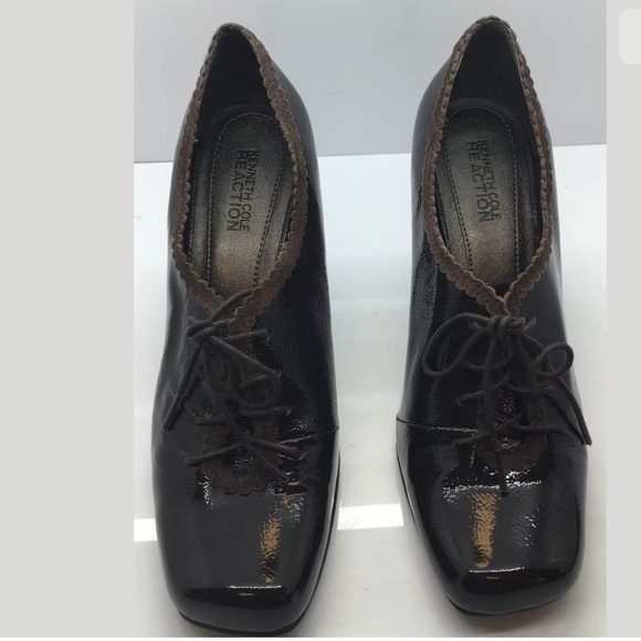 KENNETH COLE Patent Leather Lace-Up Oxford Heels - Picture 2 of 9